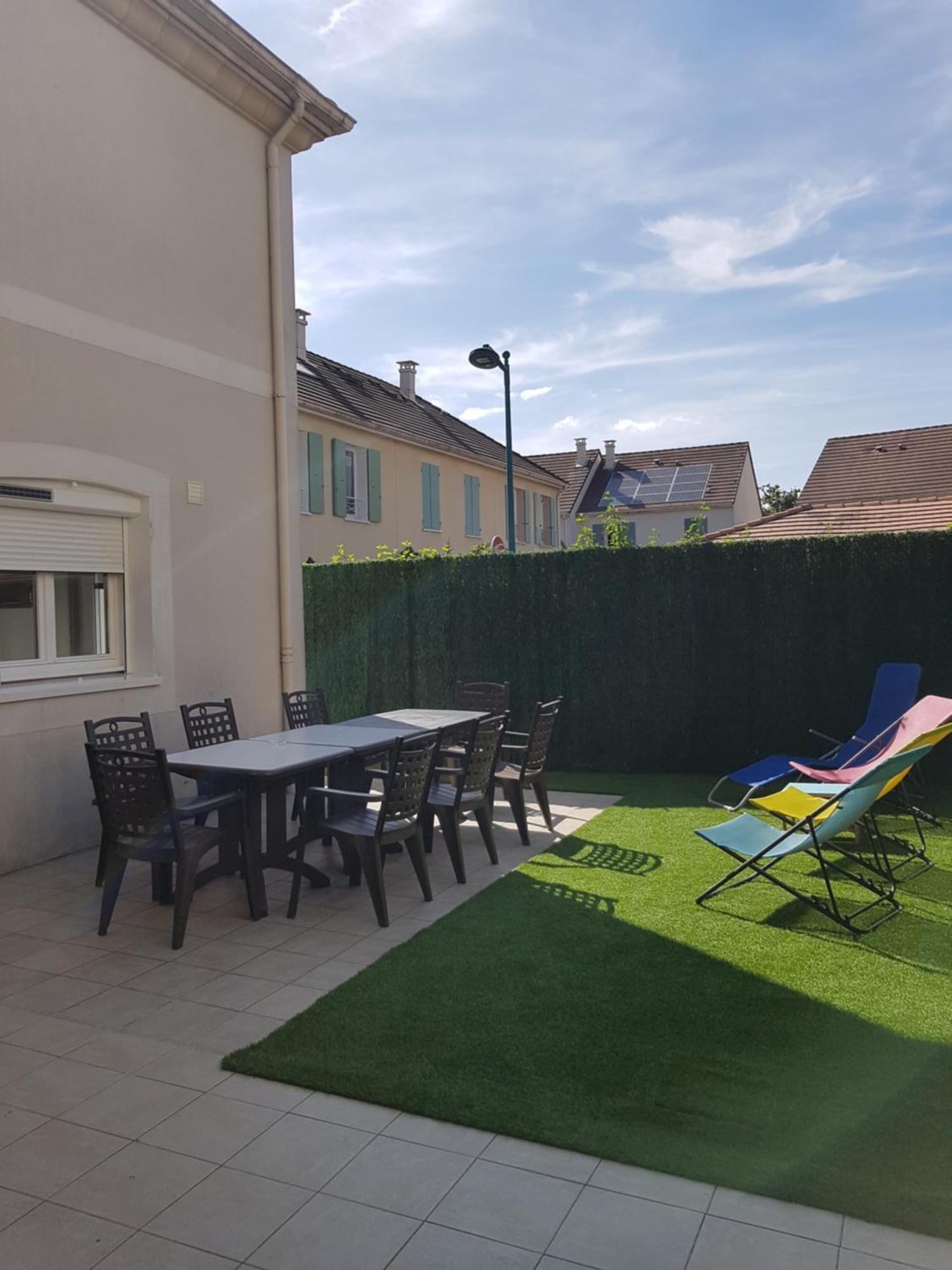 Gite La Vapillone Paris Marne-La-Vallee Serris Buitenkant foto